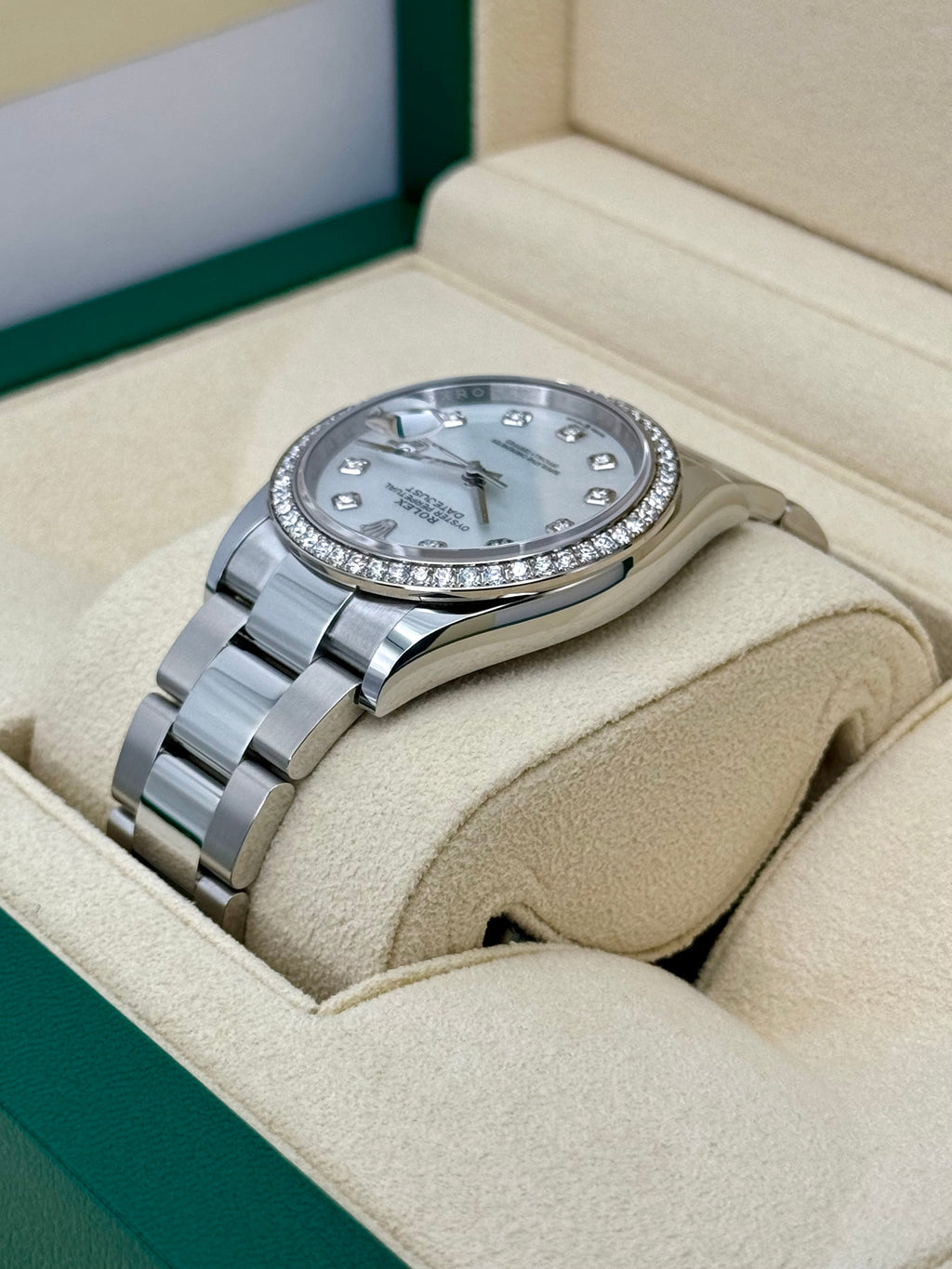 NEW 2024 Rolex Datejust 36mm 126284RBR MOP Diamond Dial