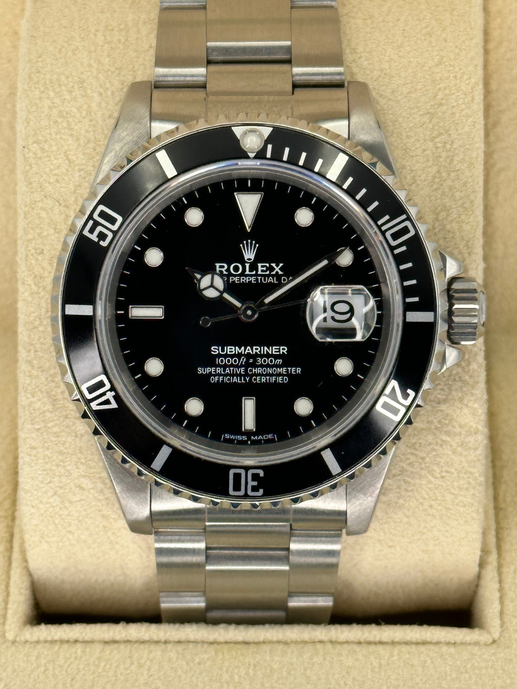 1991 Rolex Submariner Date 40mm 16610 with RSC Card