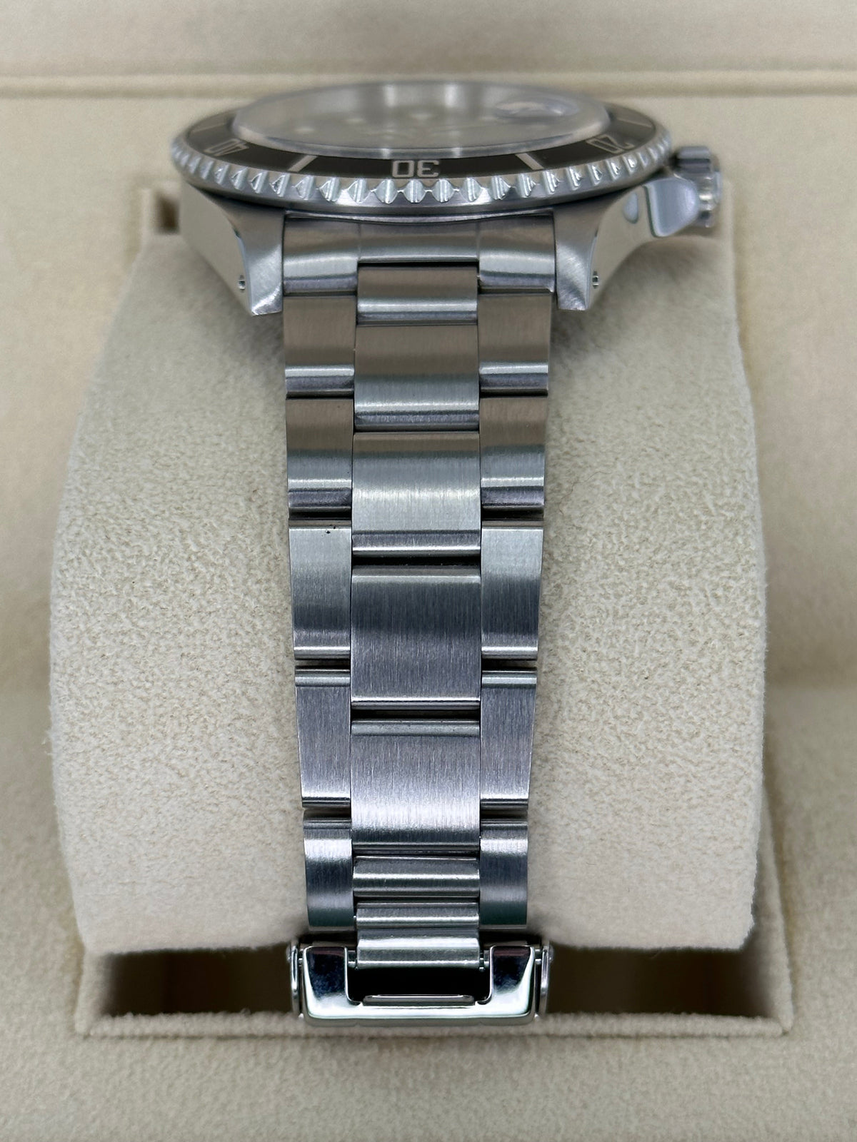 1991 Rolex Submariner Date 40mm 16610 with RSC Card
