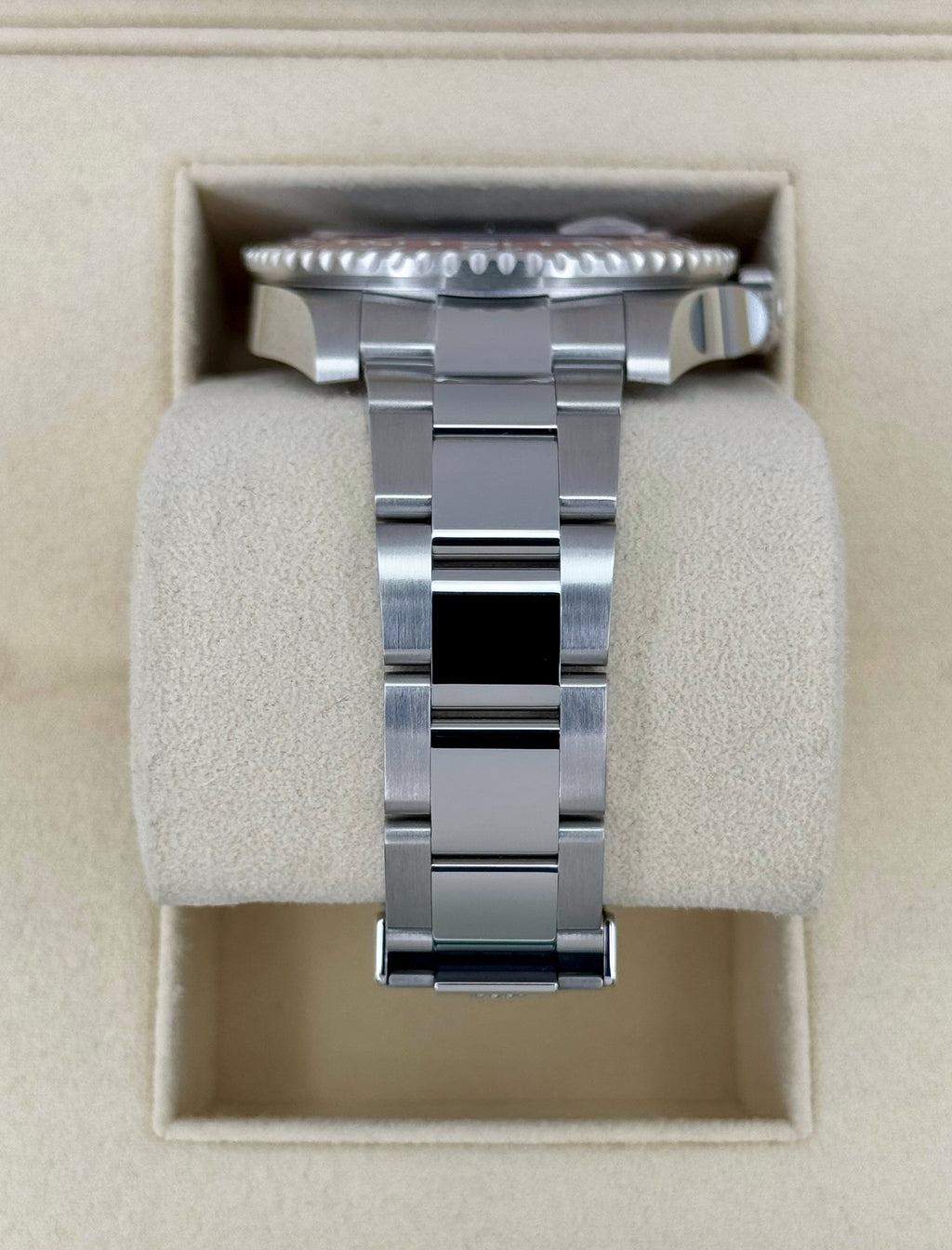 2022 Rolex GMT-Master II "Pepsi" 40mm 126710BLRO Oyster