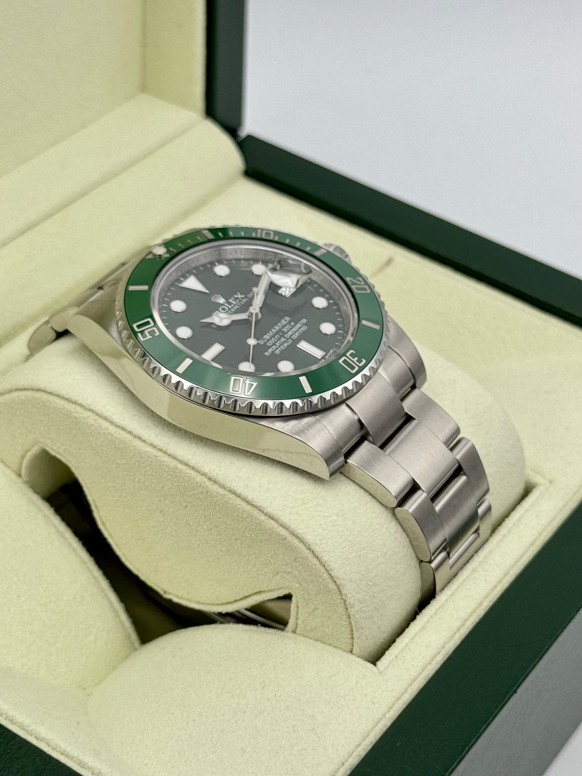 2013 Rolex Submariner "Hulk" 40mm 116610LV Green Dial