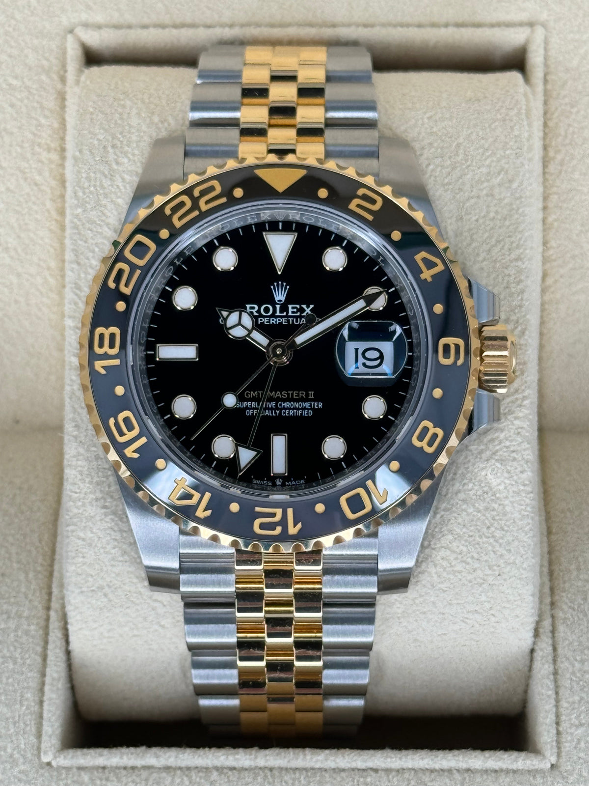 NEW 2023 Rolex GMT-Master II 40mm 126713GRNR Two-Tone Jubilee