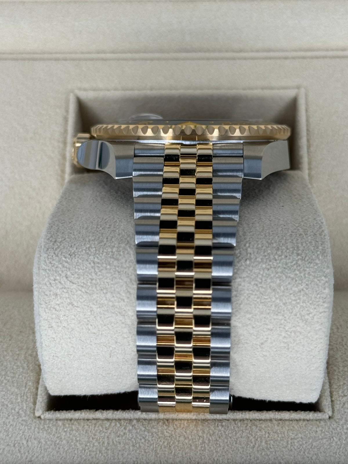 NEW 2023 Rolex GMT-Master II 40mm 126713GRNR Two-Tone Jubilee