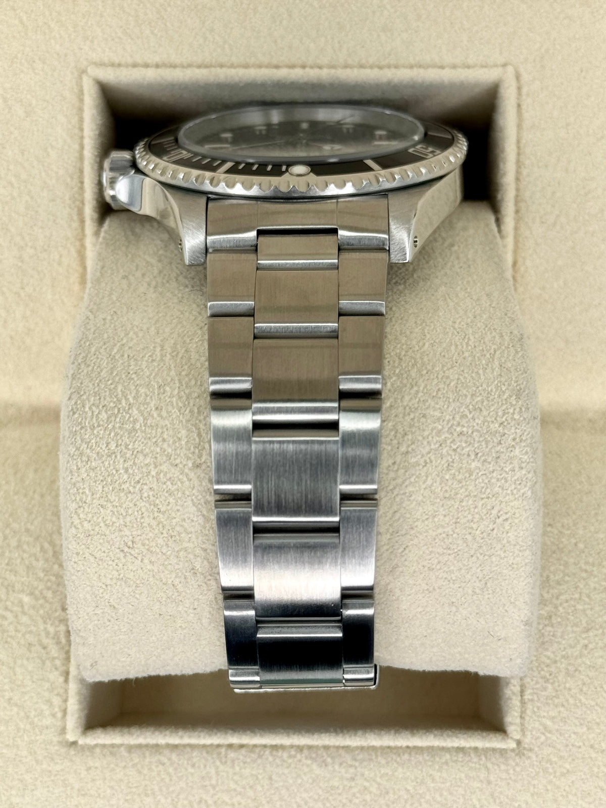 1995 Rolex Submariner 40mm 14060 Stainless Steel Black Dial
