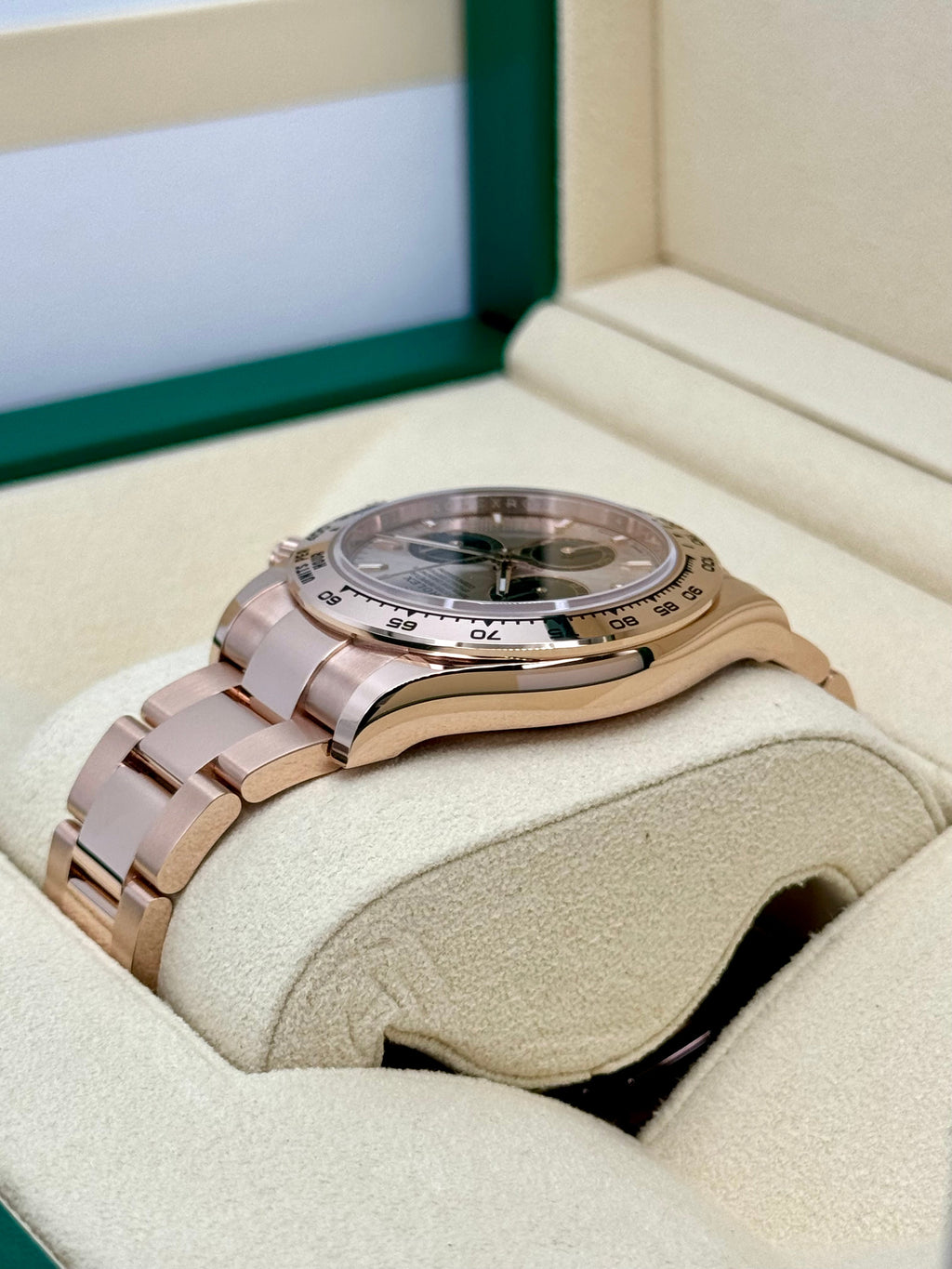 NEW 2025 Rolex Daytona 40mm 126505 Rose Gold Sundust Dial