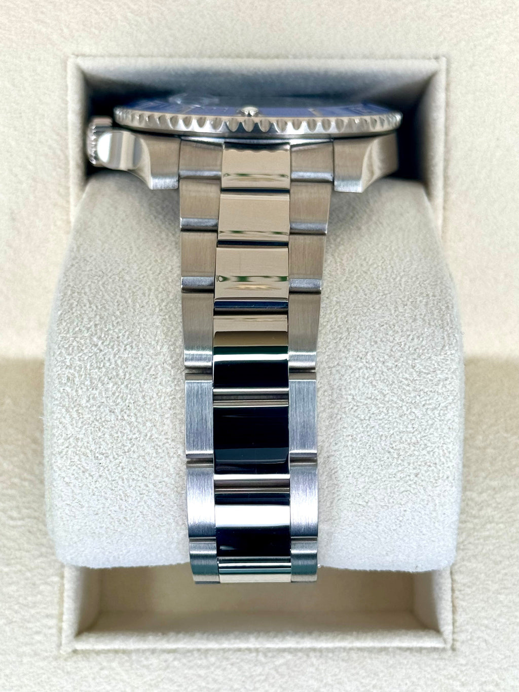 2018 Rolex Submariner "Smurf" 40mm 116619LB White Gold Blue Dial