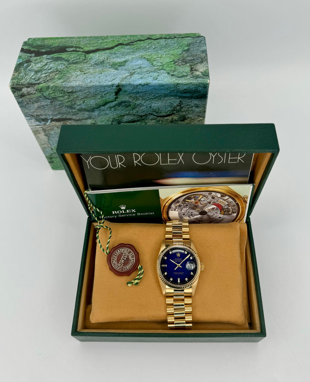 1988 Day-Date 36mm 18038 Gold Presidential Blue Vignette Dial
