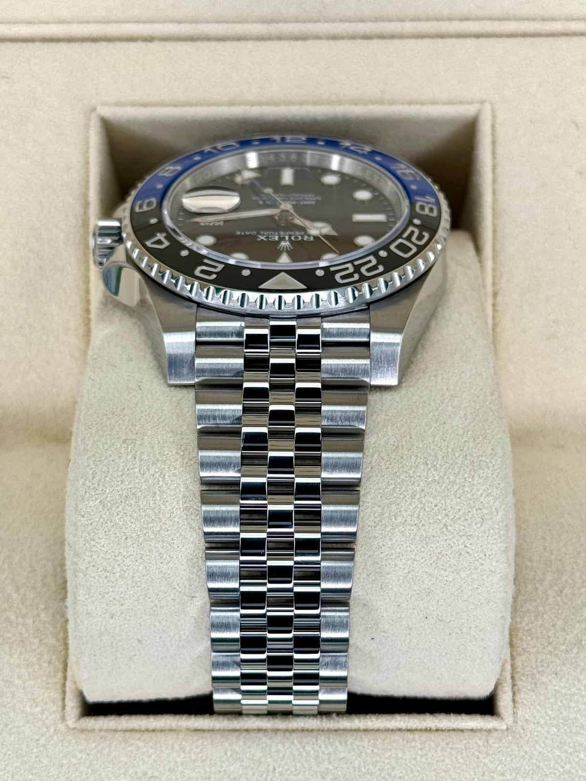 NEW 2023 Rolex GMT-Master II "Batgirl" 40mm 126710BLNR Jubilee Black Dial