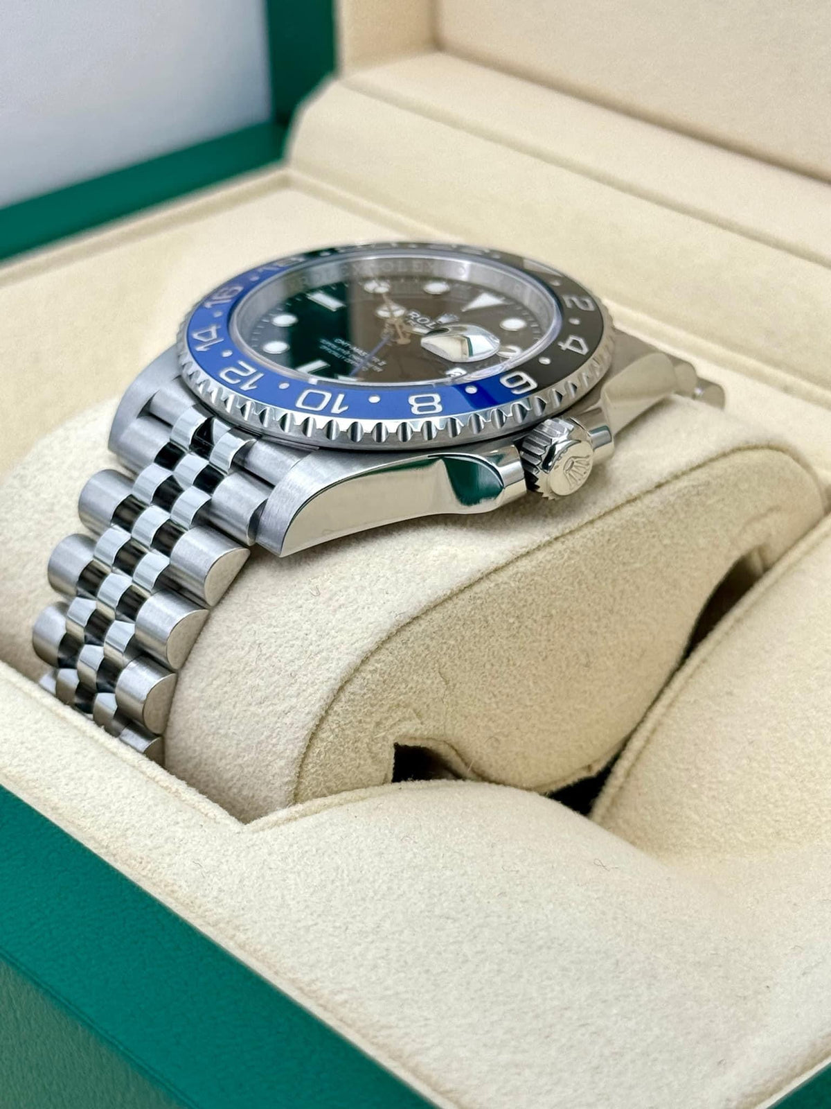 NEW 2023 Rolex GMT-Master II "Batgirl" 40mm 126710BLNR Jubilee Black Dial