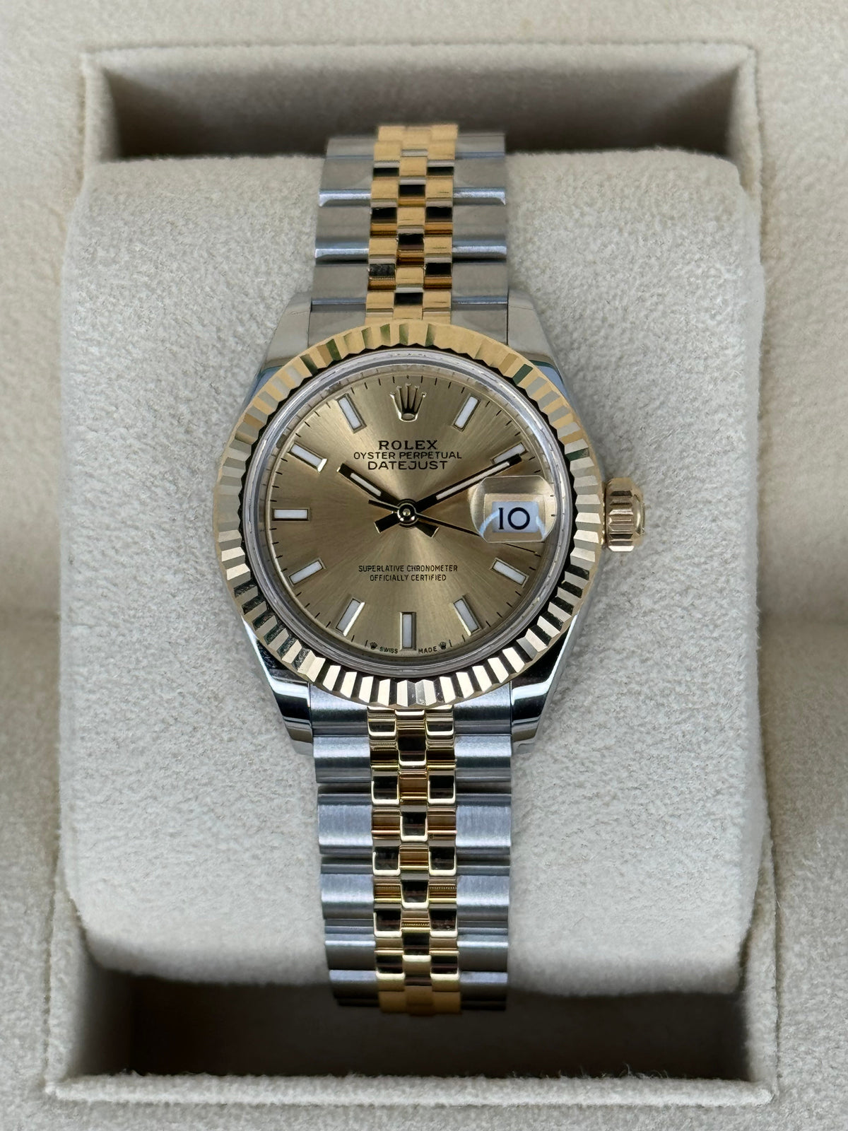 NEW 2025 Rolex Lady Datejust 28mm 279173 Jubilee Champagne Dial