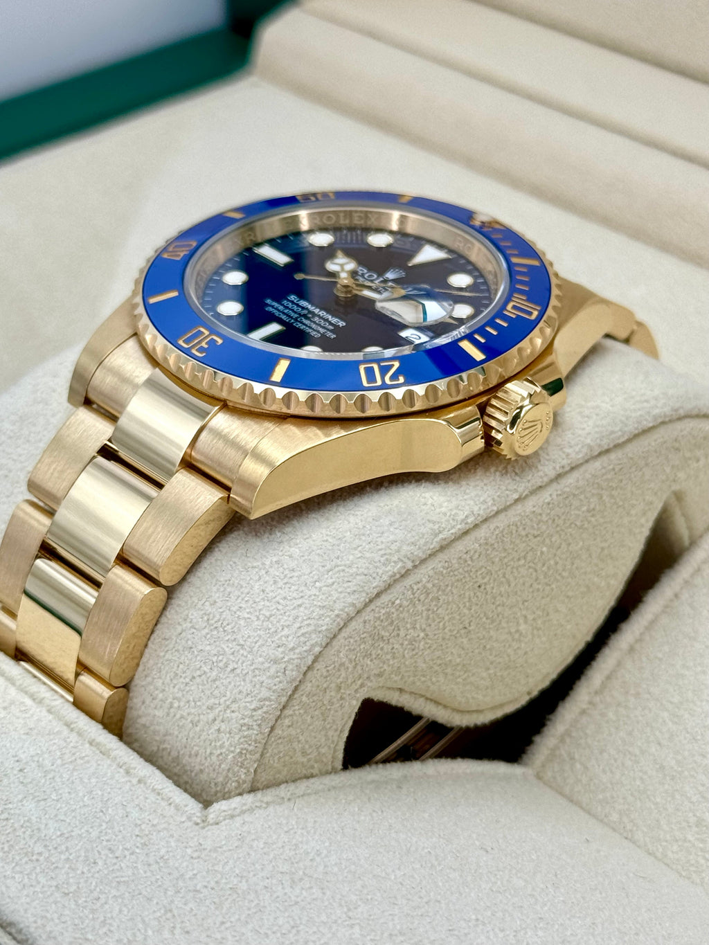 2024 Rolex Submariner "Bluesy" 41mm 126618LB Yellow Gold Blue Dial