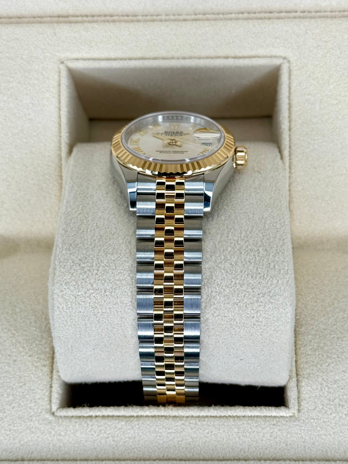 NEW 2025 Rolex Lady Datejust 28mm 279173 Two-Tone Jubilee Silver Dial