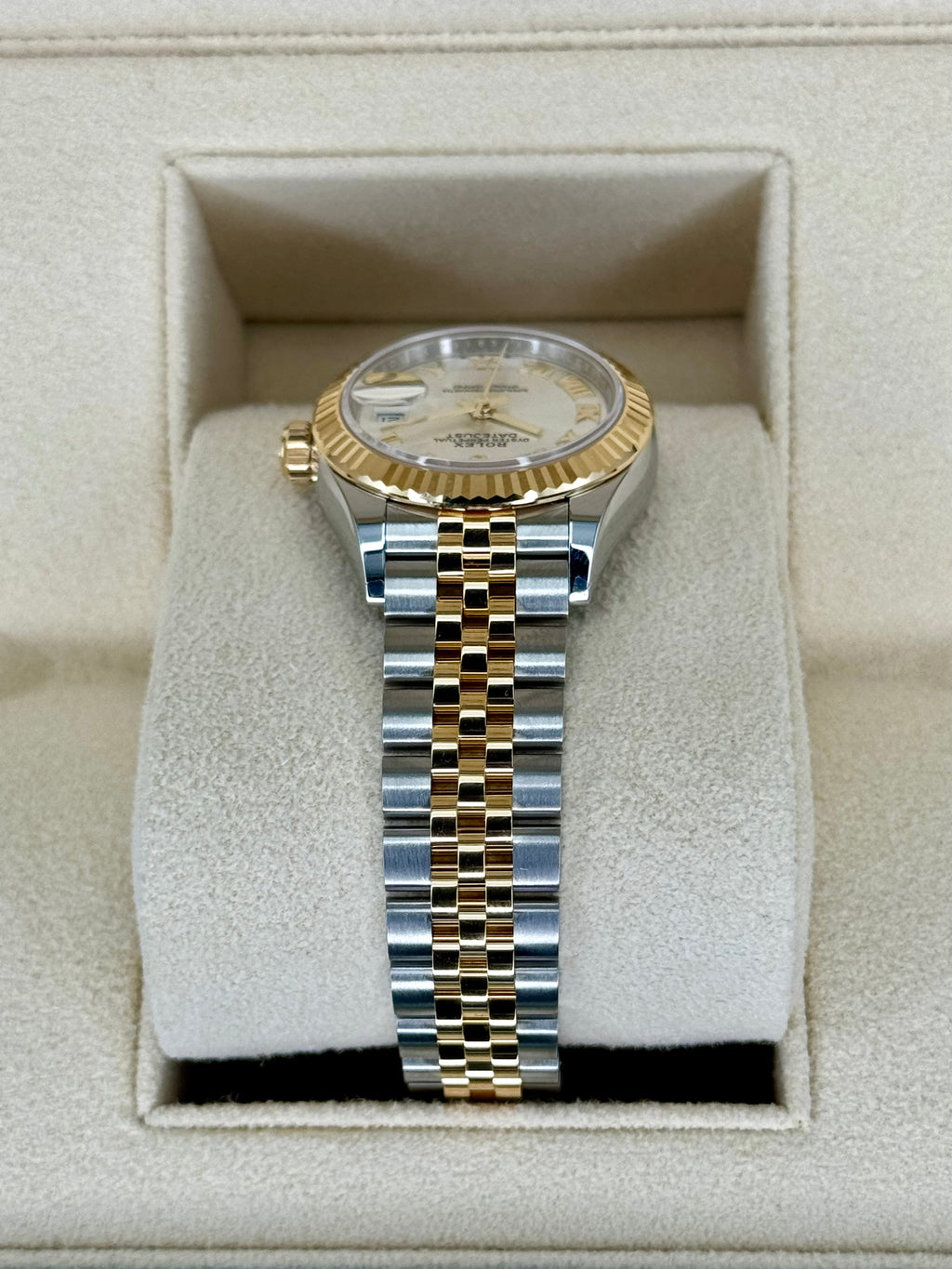 NEW 2025 Rolex Lady Datejust 28mm 279173 Two-Tone Jubilee Silver Dial