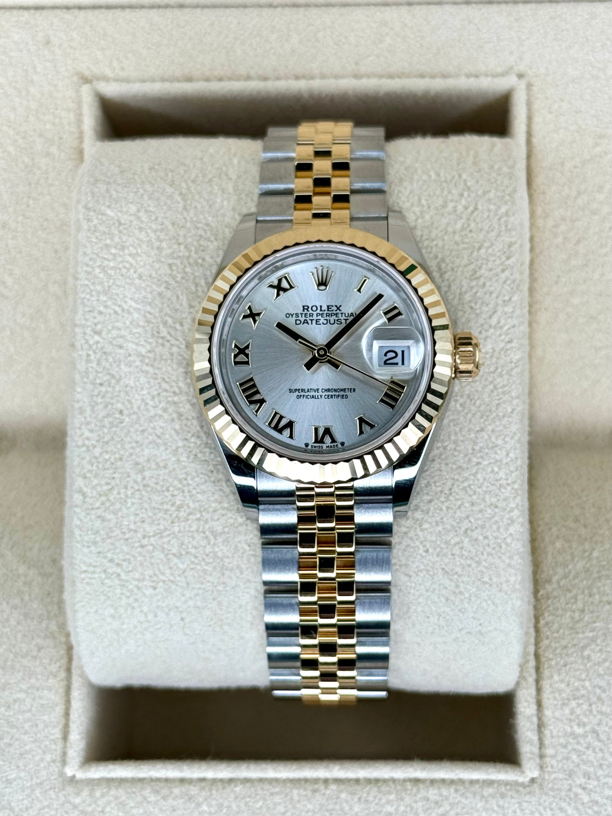 NEW 2025 Rolex Lady Datejust 28mm 279173 Two-Tone Jubilee Silver Dial