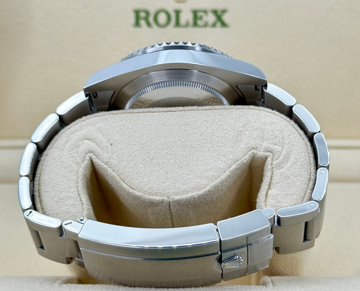 2023 Rolex Submariner 41mm 126610LN Stainless Steel Black Dial