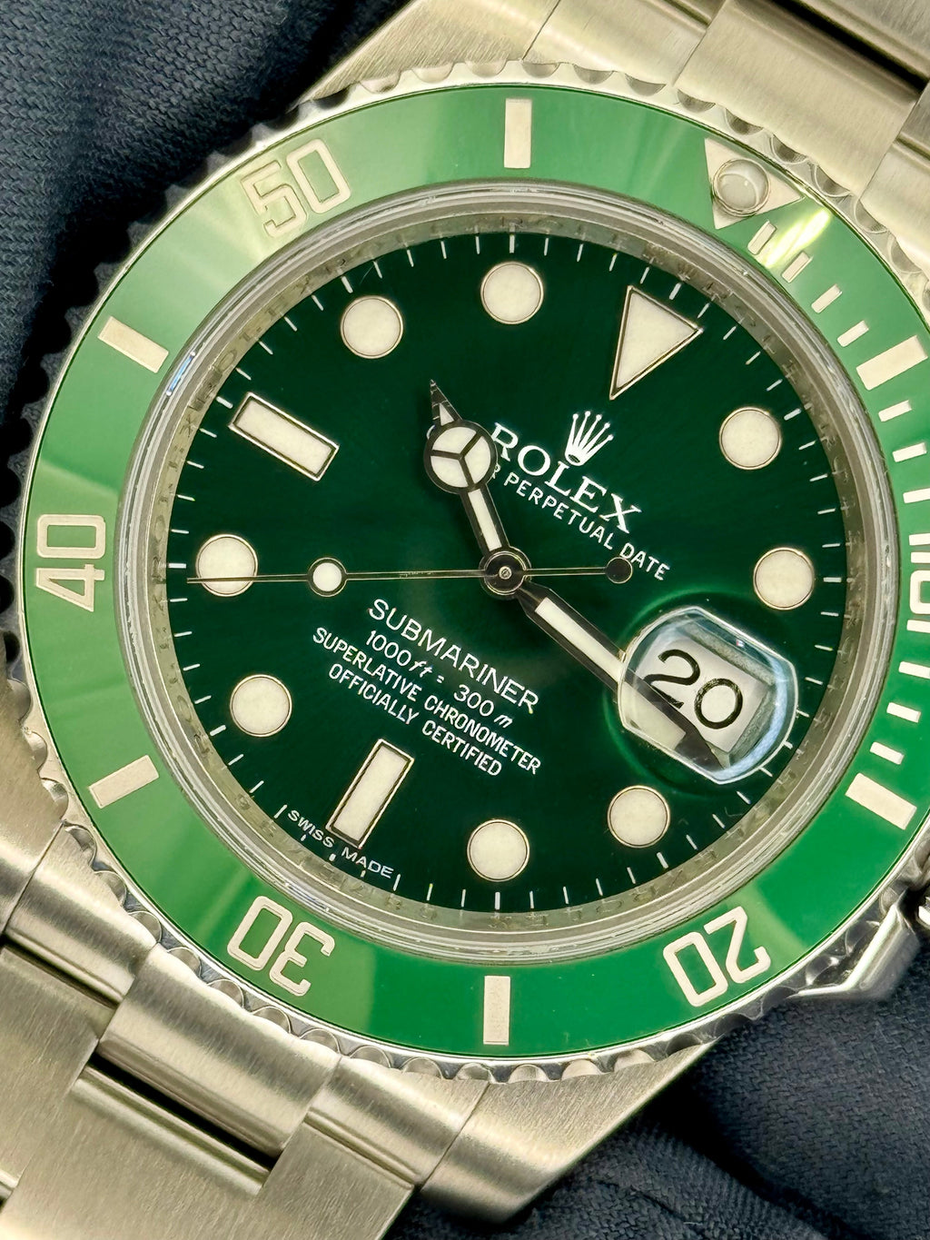 Submariner "Hulk" 40mm 116610LV Green Dial