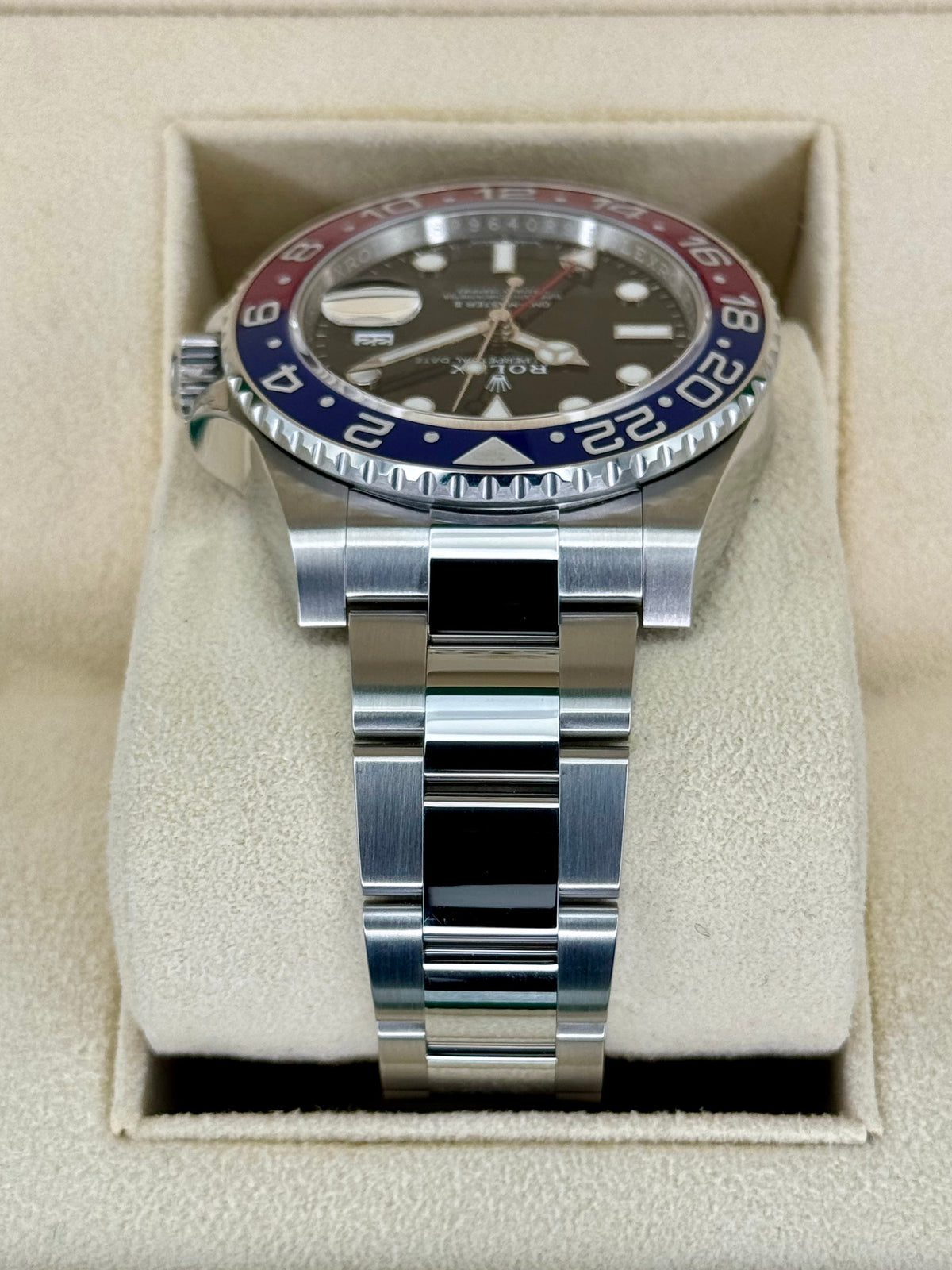 NEW 2022 GMT-Master II “Pepsi” 40mm 126710BLRO Oyster