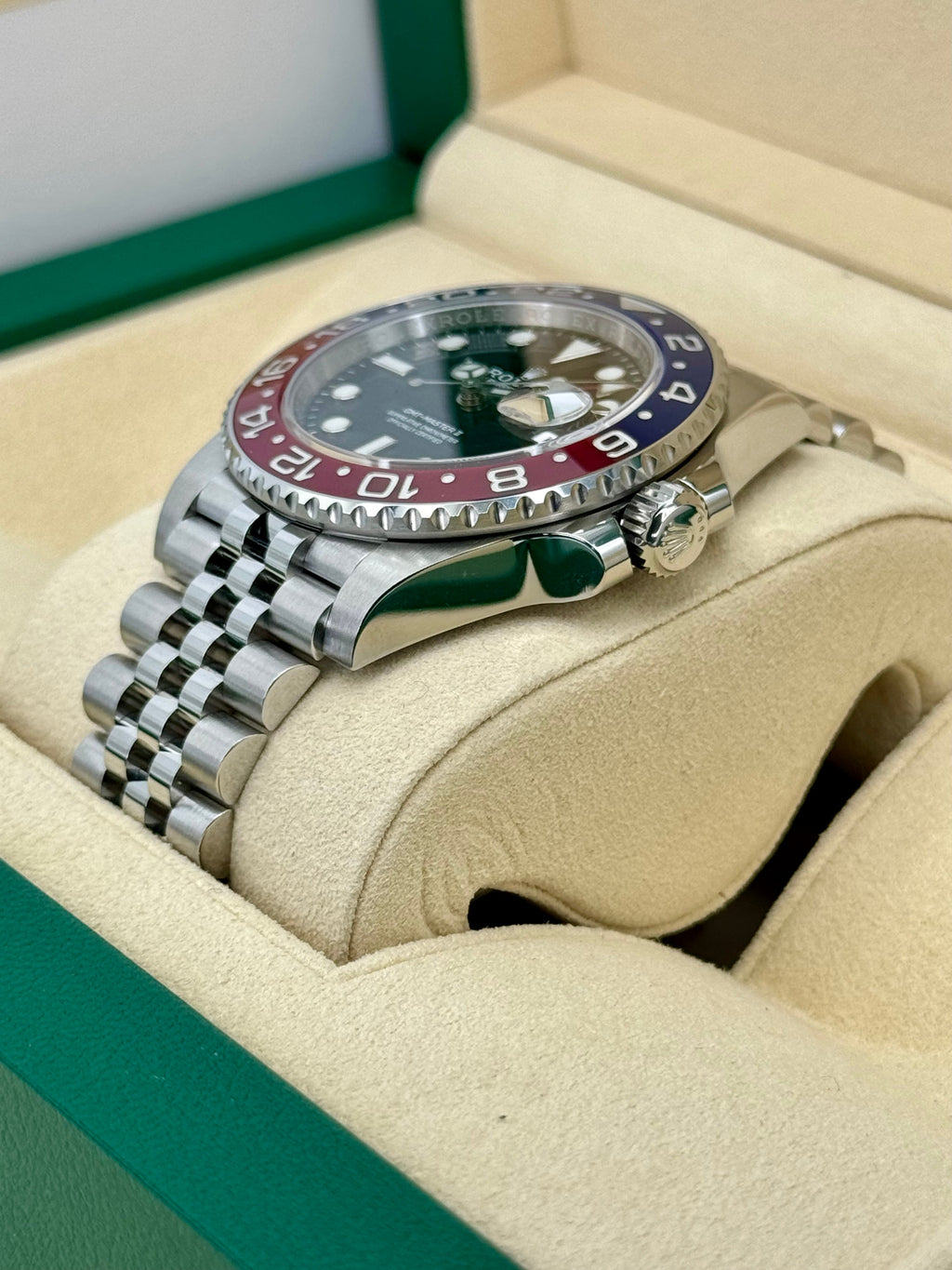 NEW 2019 GMT-Master II “Pepsi” 40mm 126710BLRO Jubilee