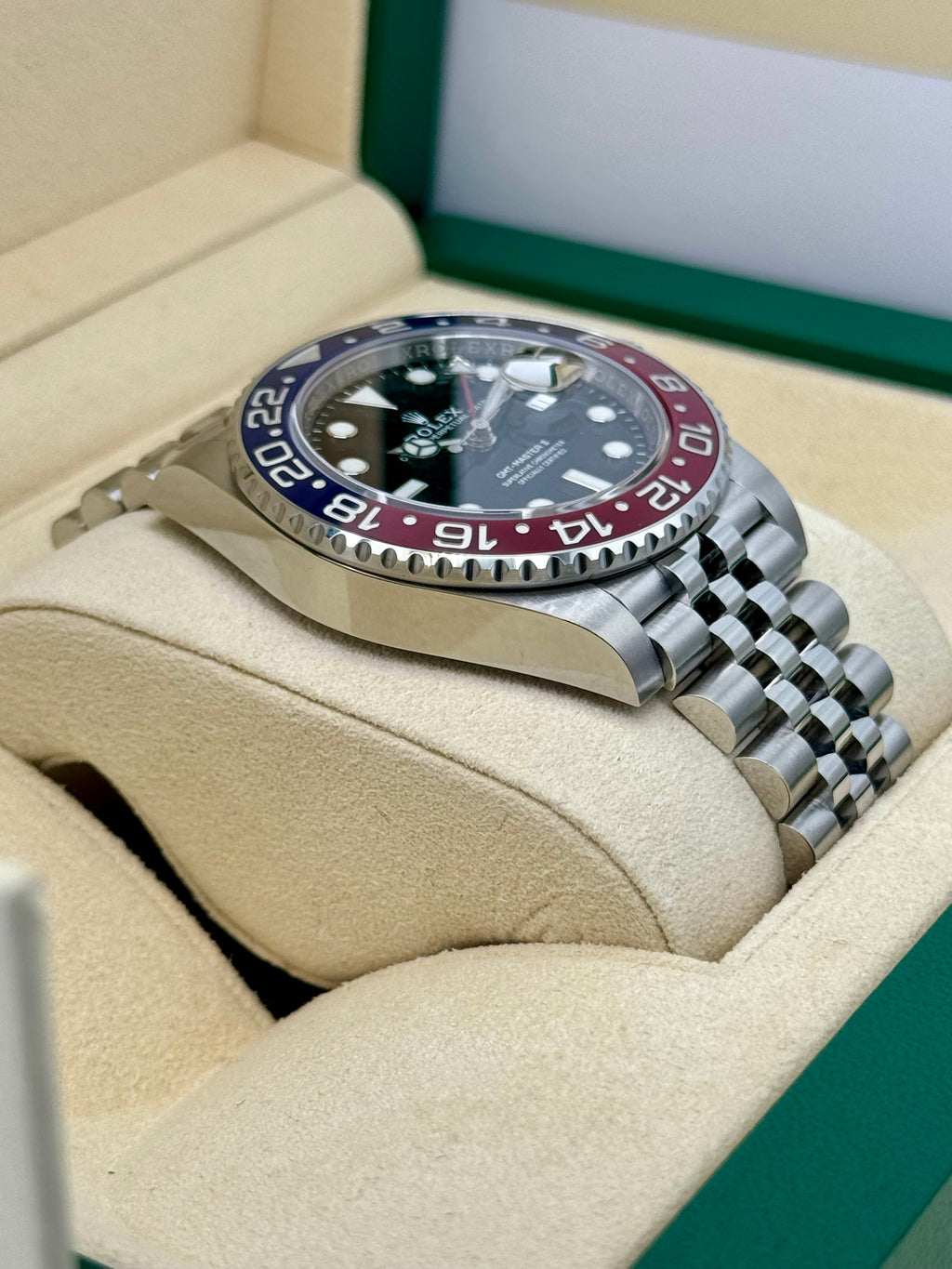 NEW 2019 GMT-Master II “Pepsi” 40mm 126710BLRO Jubilee
