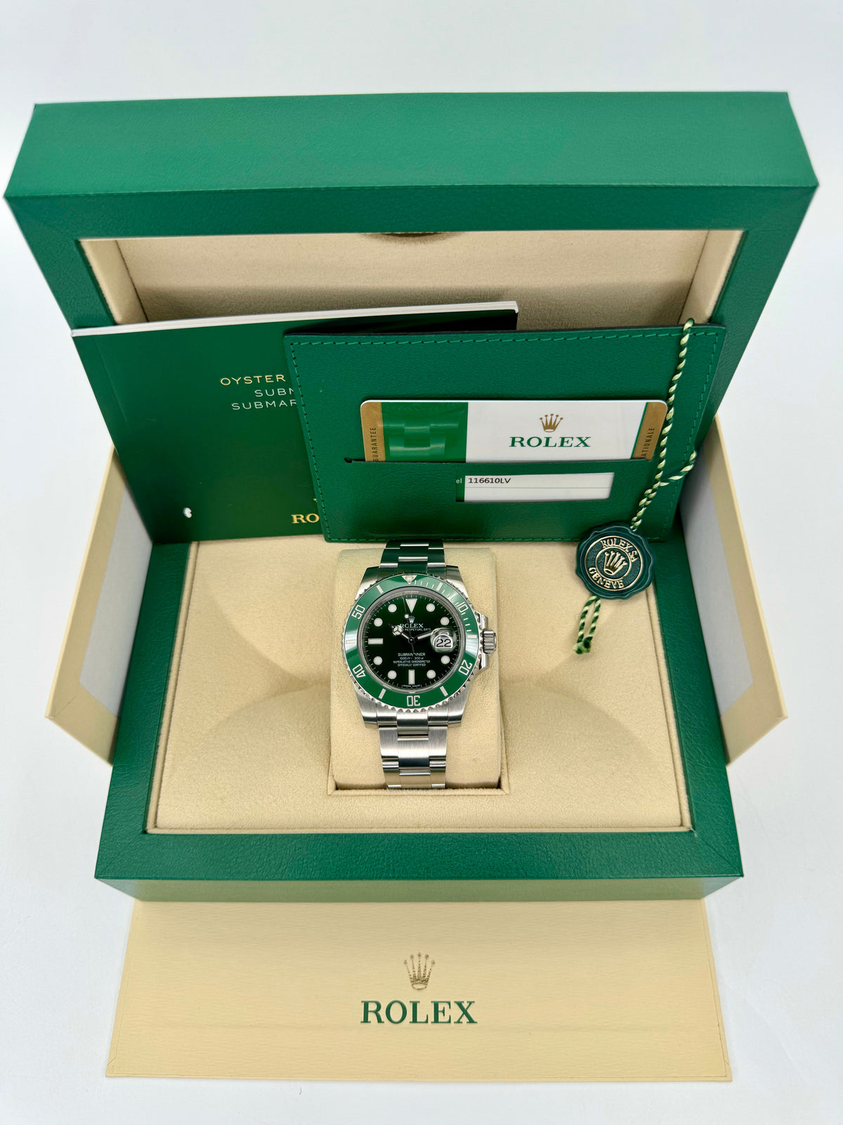 2015 Rolex Submariner "Hulk" 40mm 116610LV Green Dial