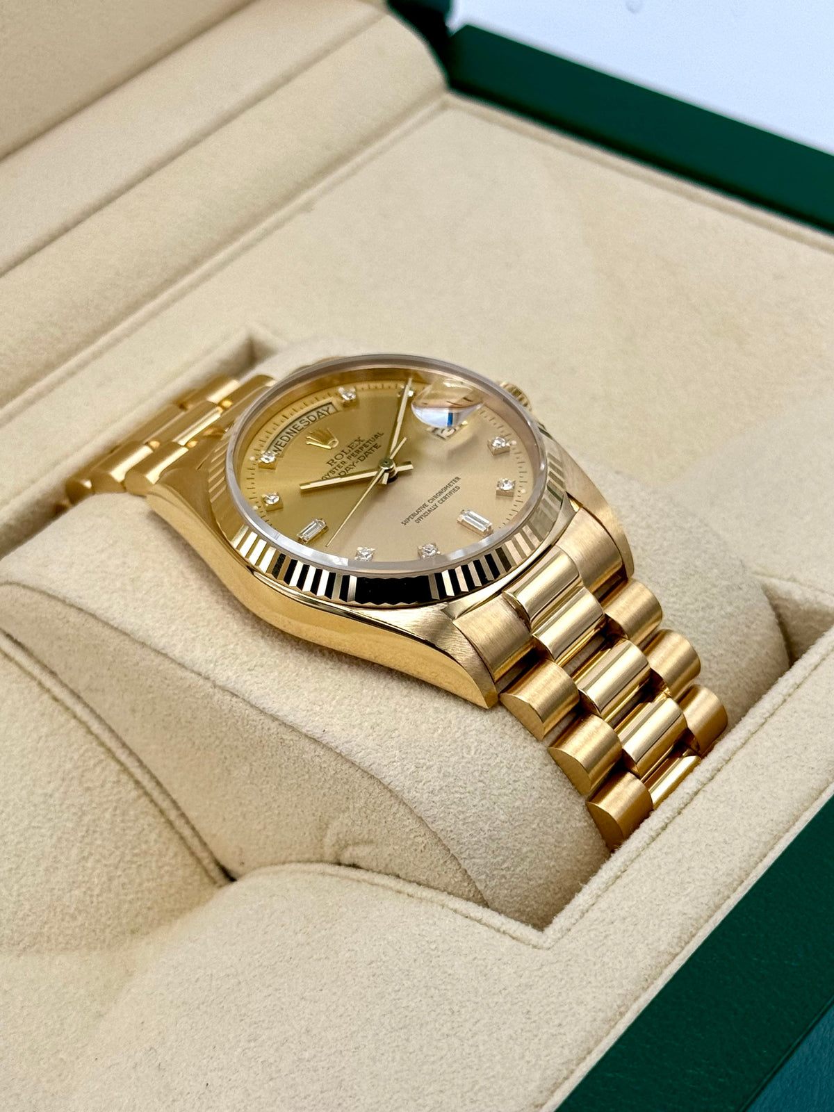 1987 Rolex Day-Date 36mm 18038 Presidential Champagne Diamond Dial