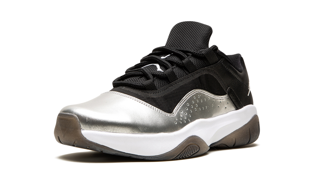 AIR JORDAN 11 CMFT LO WMNS "Silver Toe" DV2629 001
