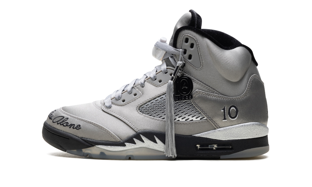 Air Jordan 5 Retro WMNS "Wings (2025)" IO2038 001