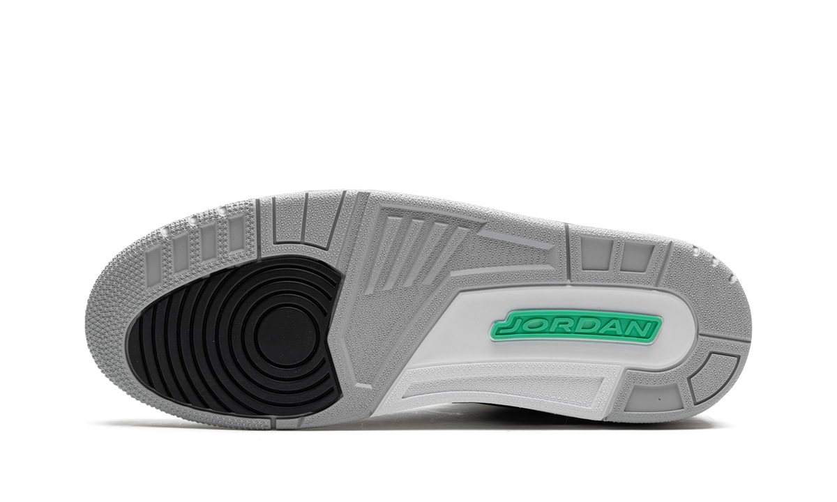 Air Jordan 3 Retro "Green Glow" CT8532 031