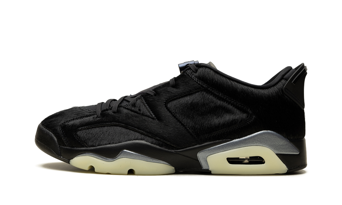 Air Jordan 6 WMNS "Blackout" IO9786 001