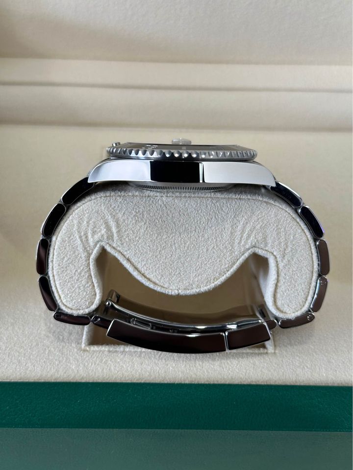 NEW 2023 Rolex Submariner 41mm 126610LN Stainless Steel Black Dial