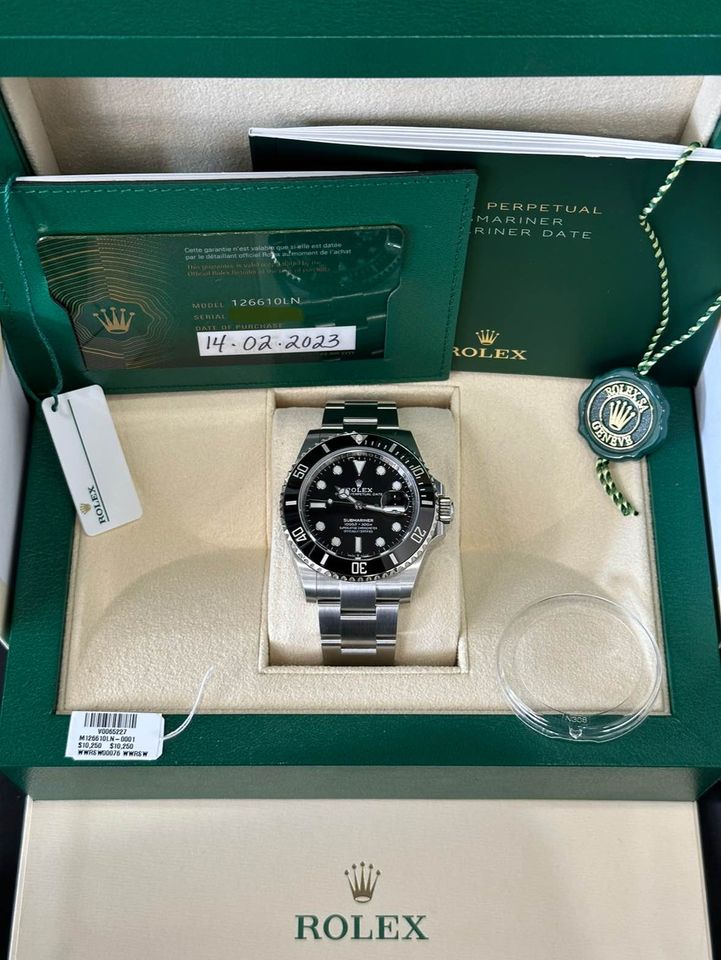 NEW 2023 Rolex Submariner 41mm 126610LN Stainless Steel Black Dial