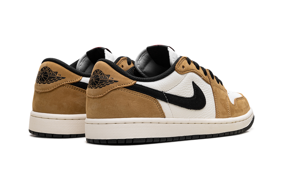 Air Jordan 1 Retro Low OG "Rookie Of The Year" CZ0790 107