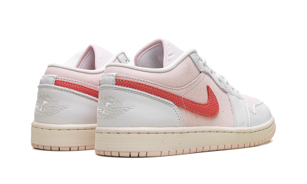 Air Jordan 1 Low WMNS "Strawberry MIlkshake" IB8156 133