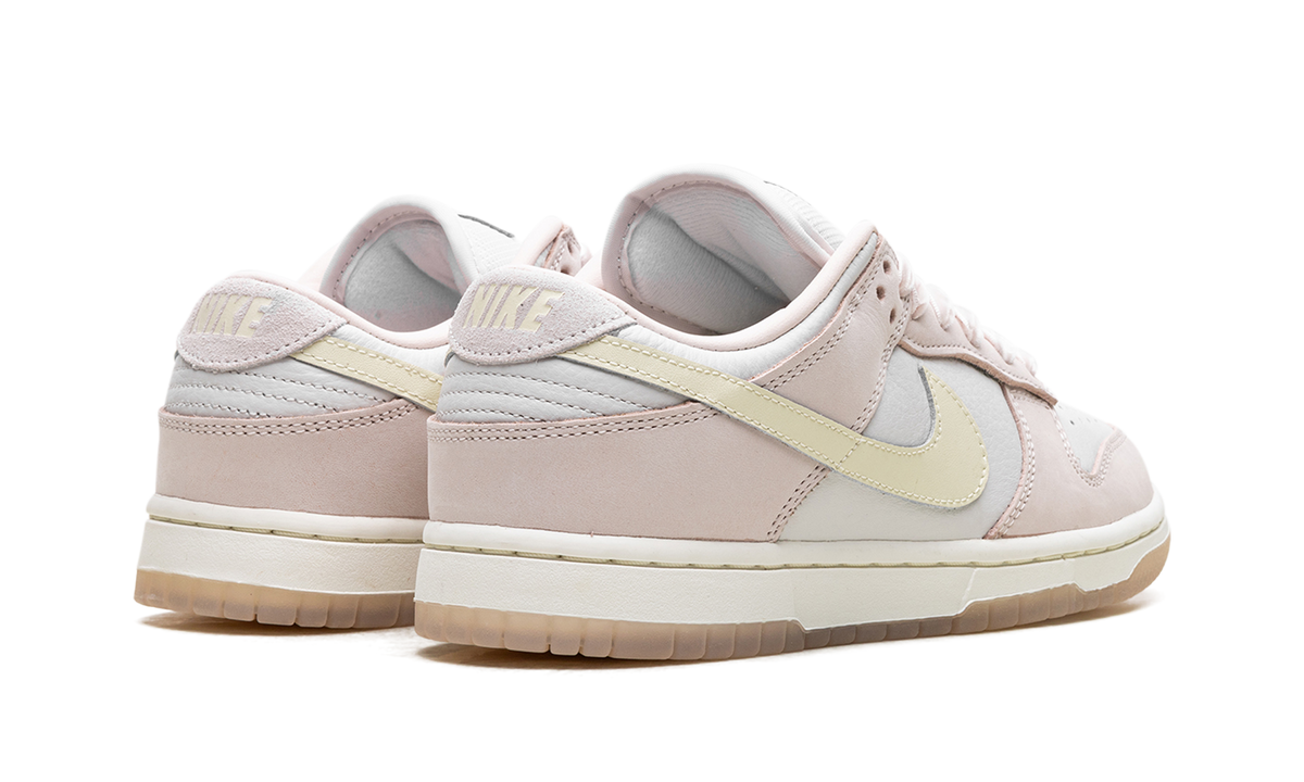 Dunk Low WMNS "Light Soft Pink" FB7910 601