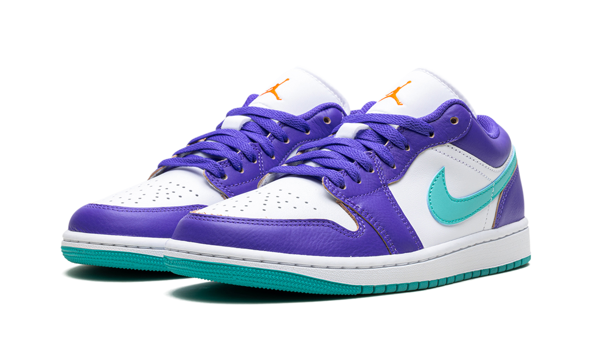 Air Jordan 1 Low "Hornets" HJ9013 550