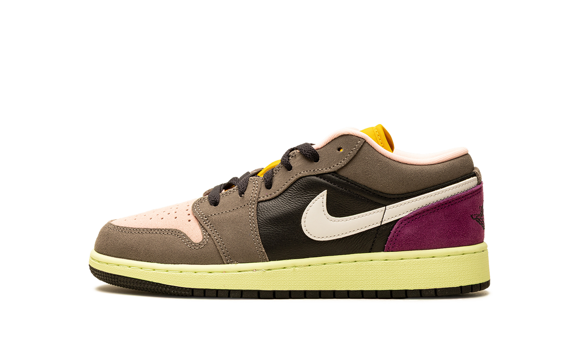 Air Jordan 1 Low GS "Tokyo Bio Hack" HQ2021 005