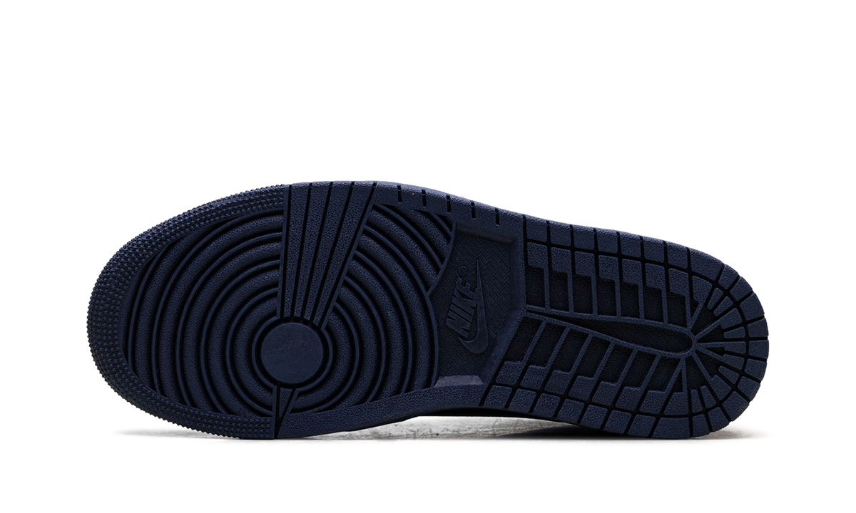 Jordan 1 Low WMNS "Method of Make Midnight Navy Metallic Gold" FN5032 400